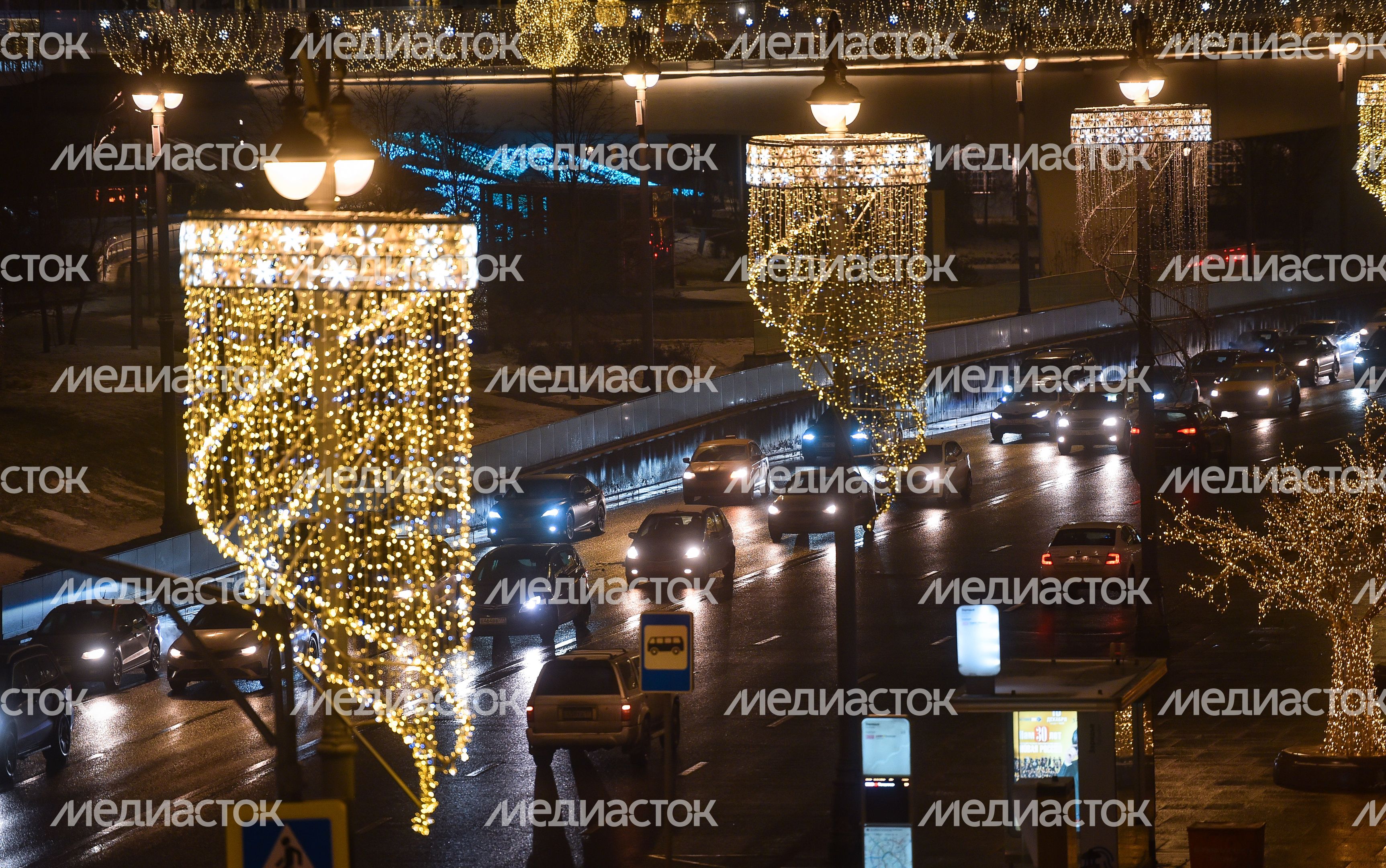 Новогодняя иллюминация в Москве
