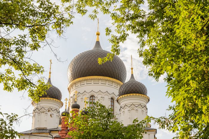 Тихвинская церковь