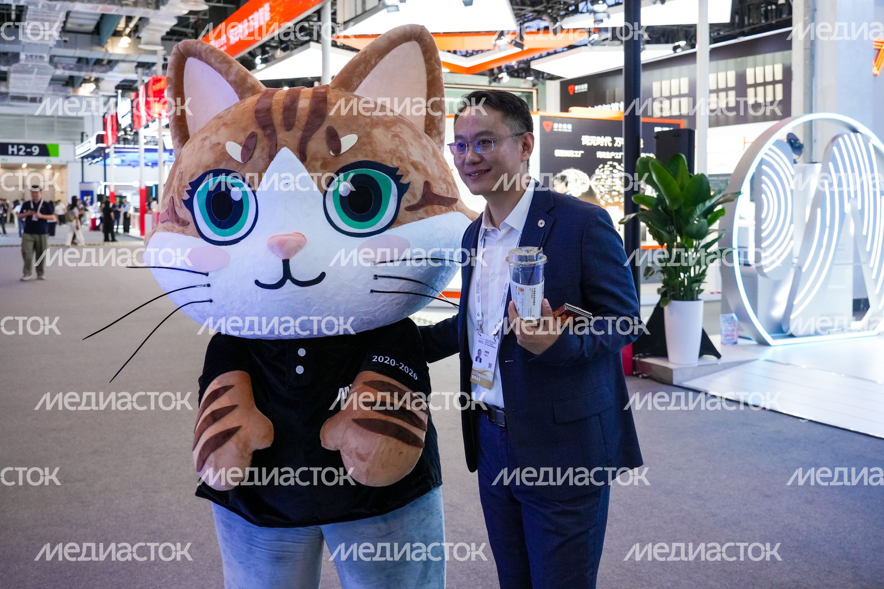 Всемирная конференция по искусственному интеллекту в Шанхае
