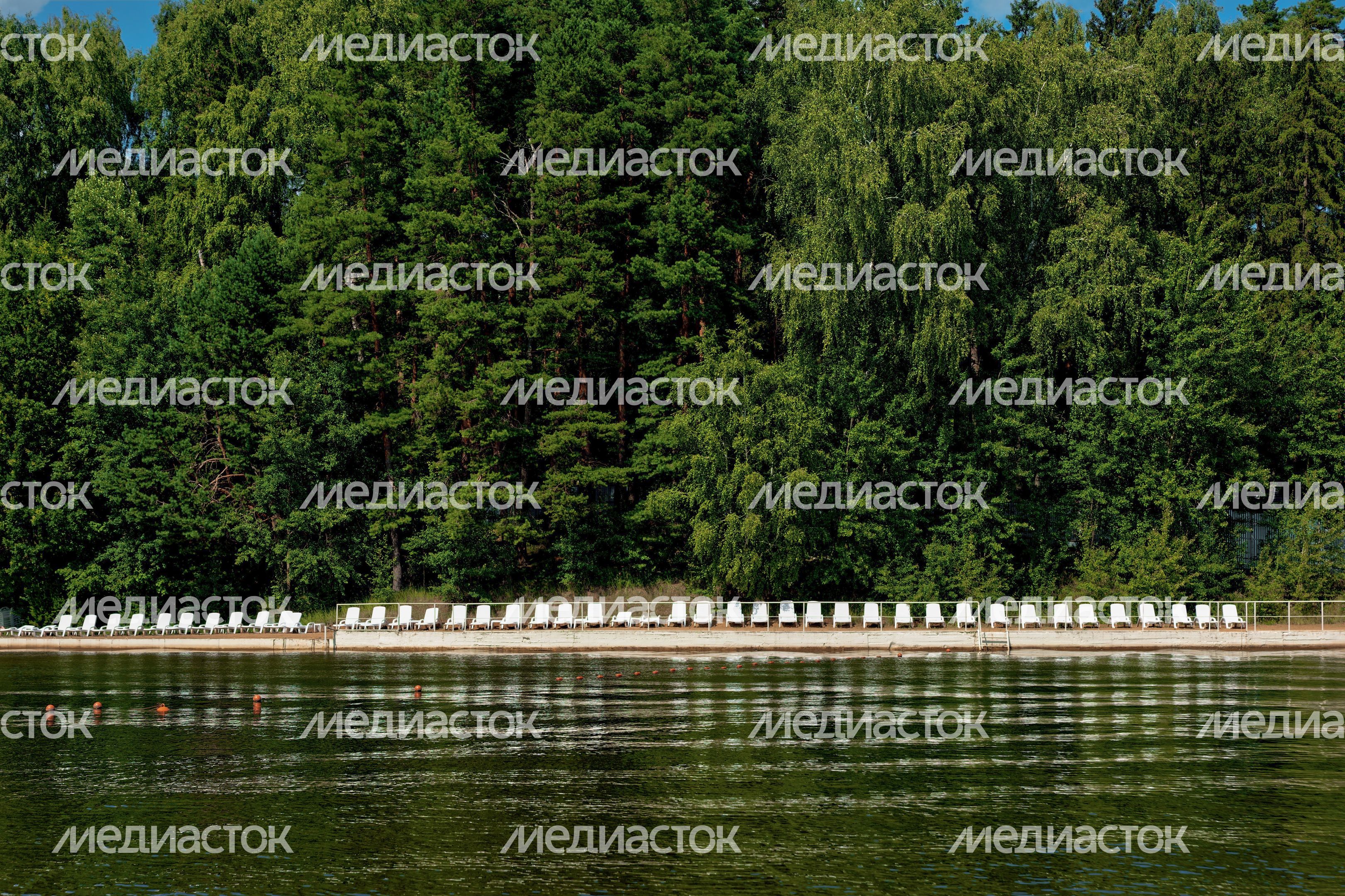 Комфортный отдых на пляже в загородном отеле «Истра» на Истринском водохранилище
