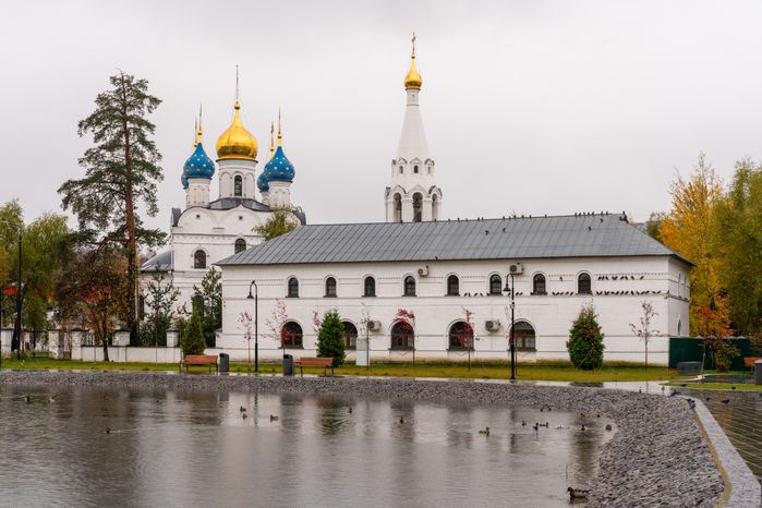 Георгиевский сквер в Дедовске округа Истра
