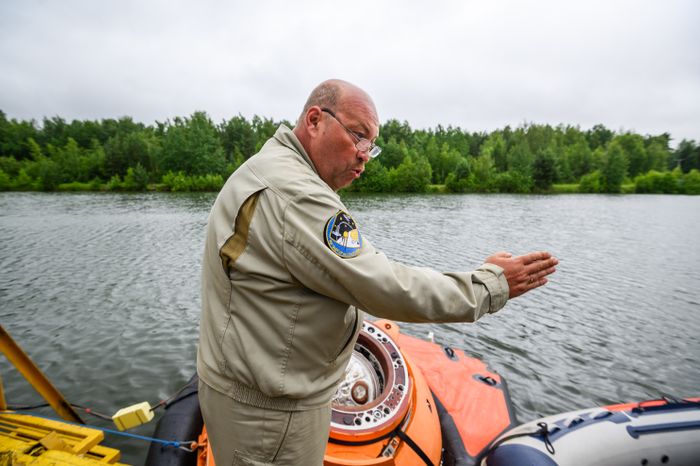 Тренировка космонавтов по действиям после посадки на воду в Ногинске