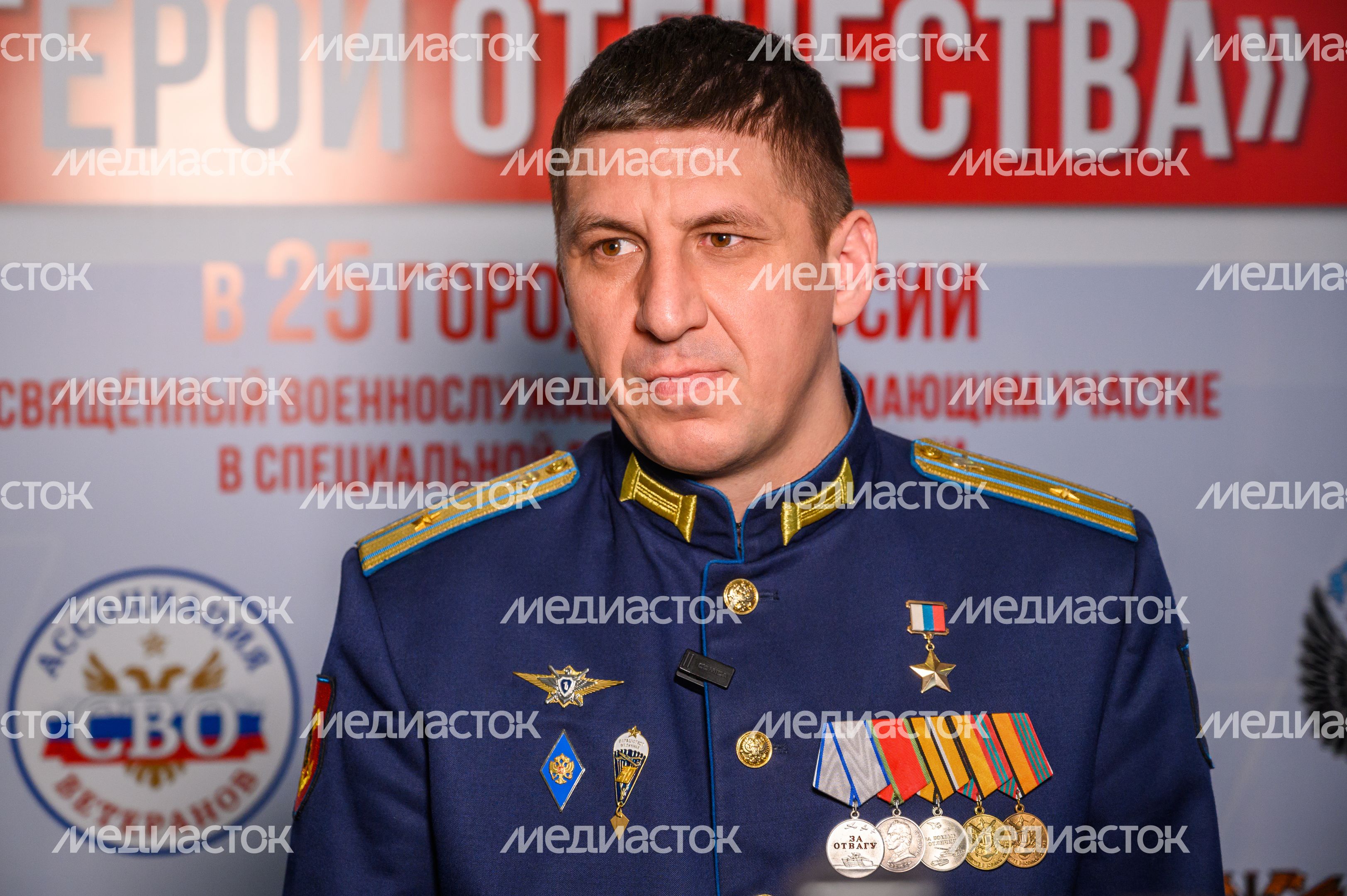 Герой России Роман Кулаков на Межрегиональном турнире по единоборствам «Герои Отечества» в Люберцах Герой России Роман Кулаков на Межрегиональном турнире по единоборствам «Герои Отечества» в Люберцах
