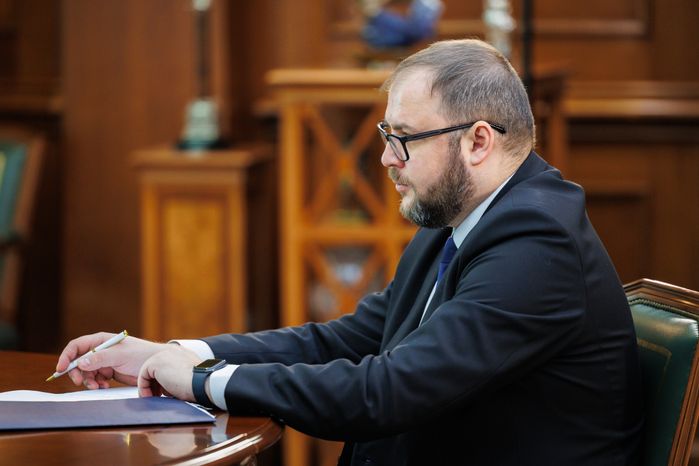 Андрей Воробьев провел рабочую встречу с главой администрации президента Республики Беларусь