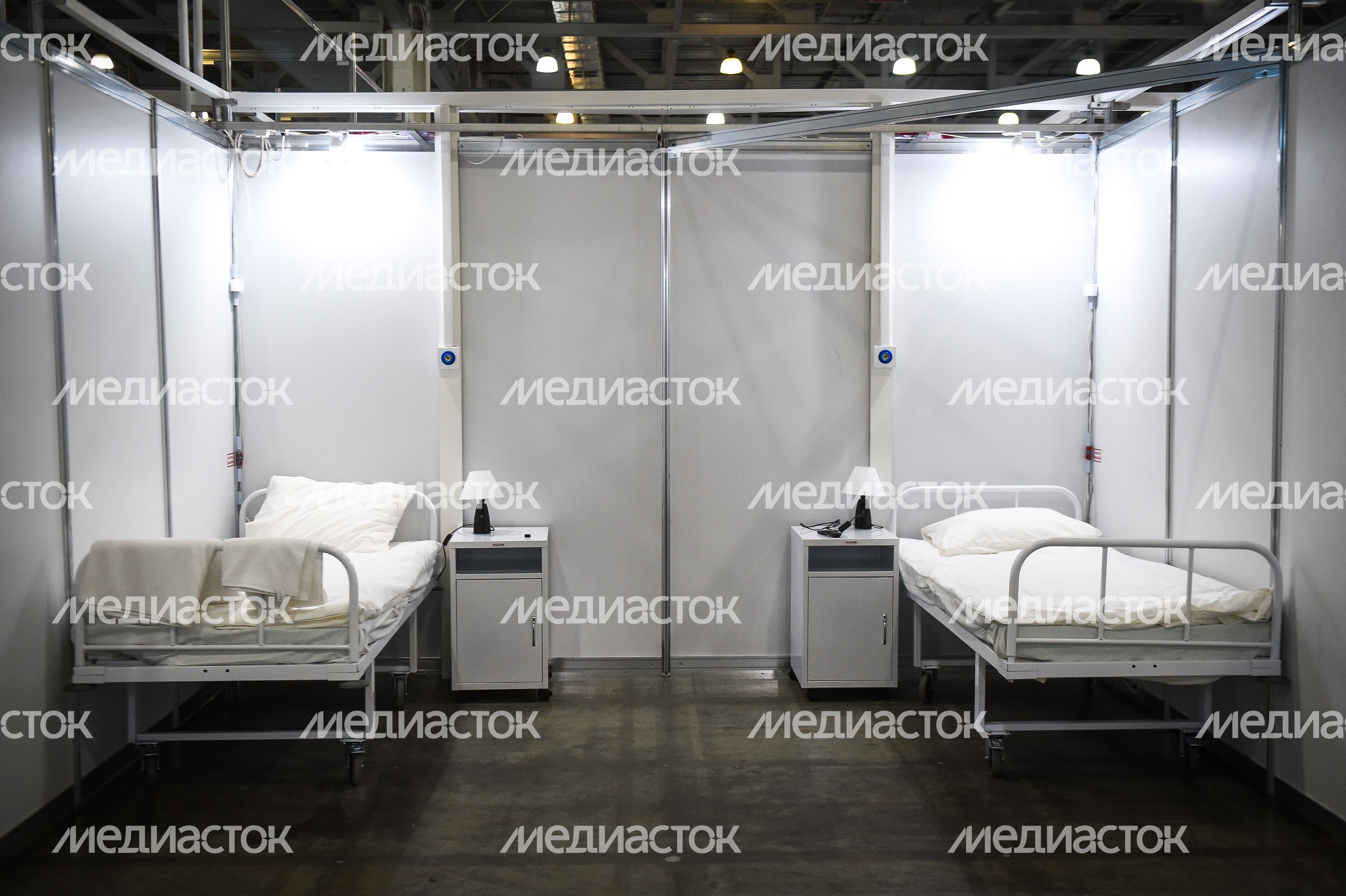 Госпиталь для пациентов с коронавирусом в «Крокус Экспо»