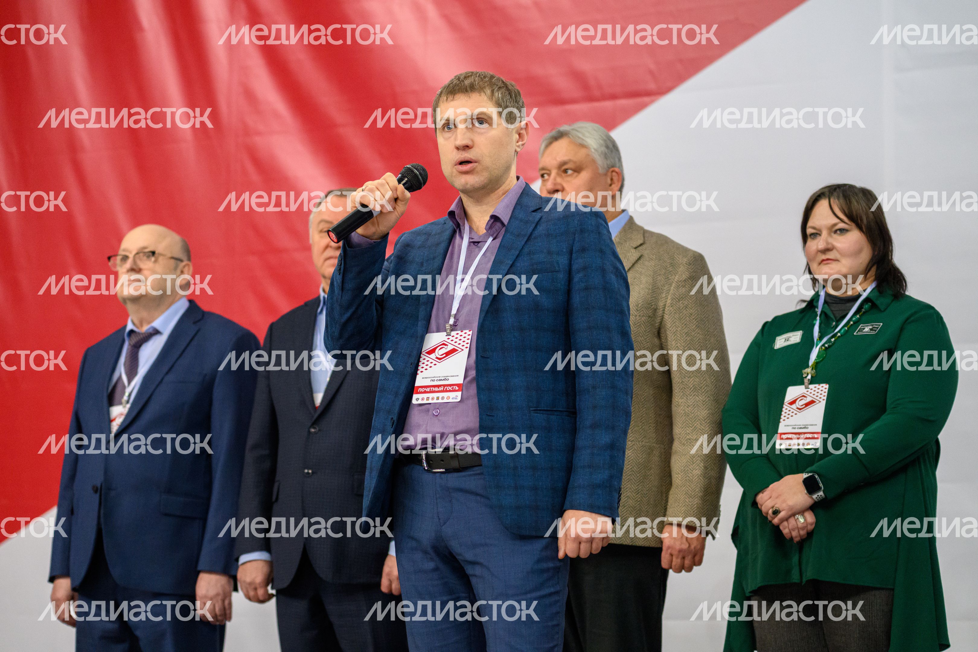Заместитель главы городского округа Люберцы Андрей Николаевич Сыров на соревнованиях по самбо Заместитель главы городского округа Люберцы Андрей Николаевич Сыров на соревнованиях по самбо