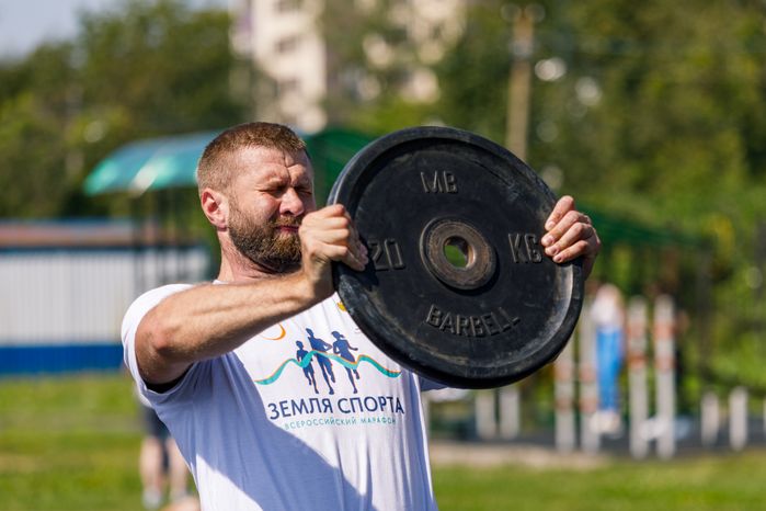 Соревнования по силовому экстриму на региональном этапе Всероссийского марафона «Земля спорта» в Сергиевом Посаде