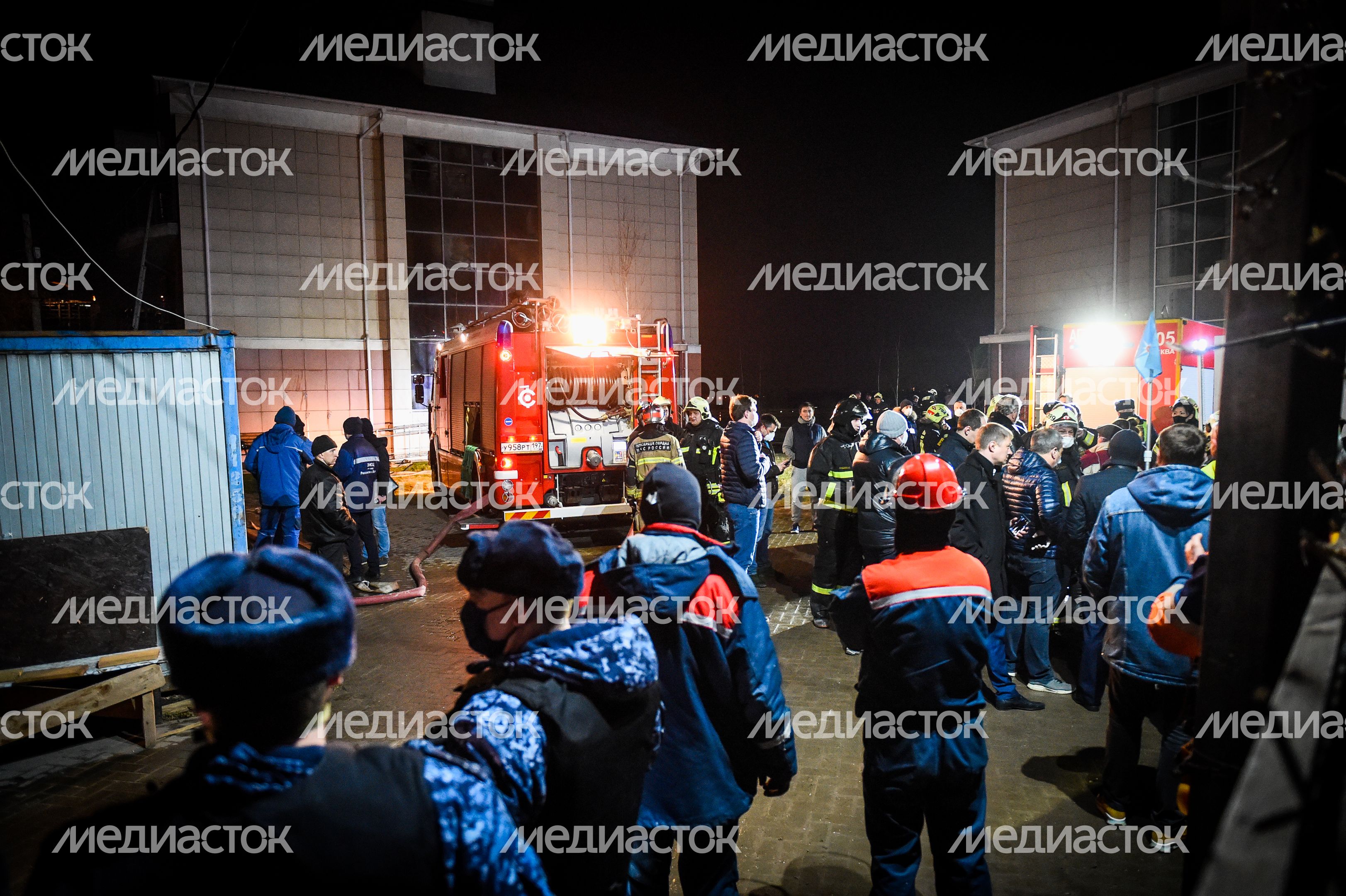 Кадры с места пожара в доме престарелых «Третий возраст» в Москве Кадры с места пожара в доме престарелых «Третий возраст» в Москве