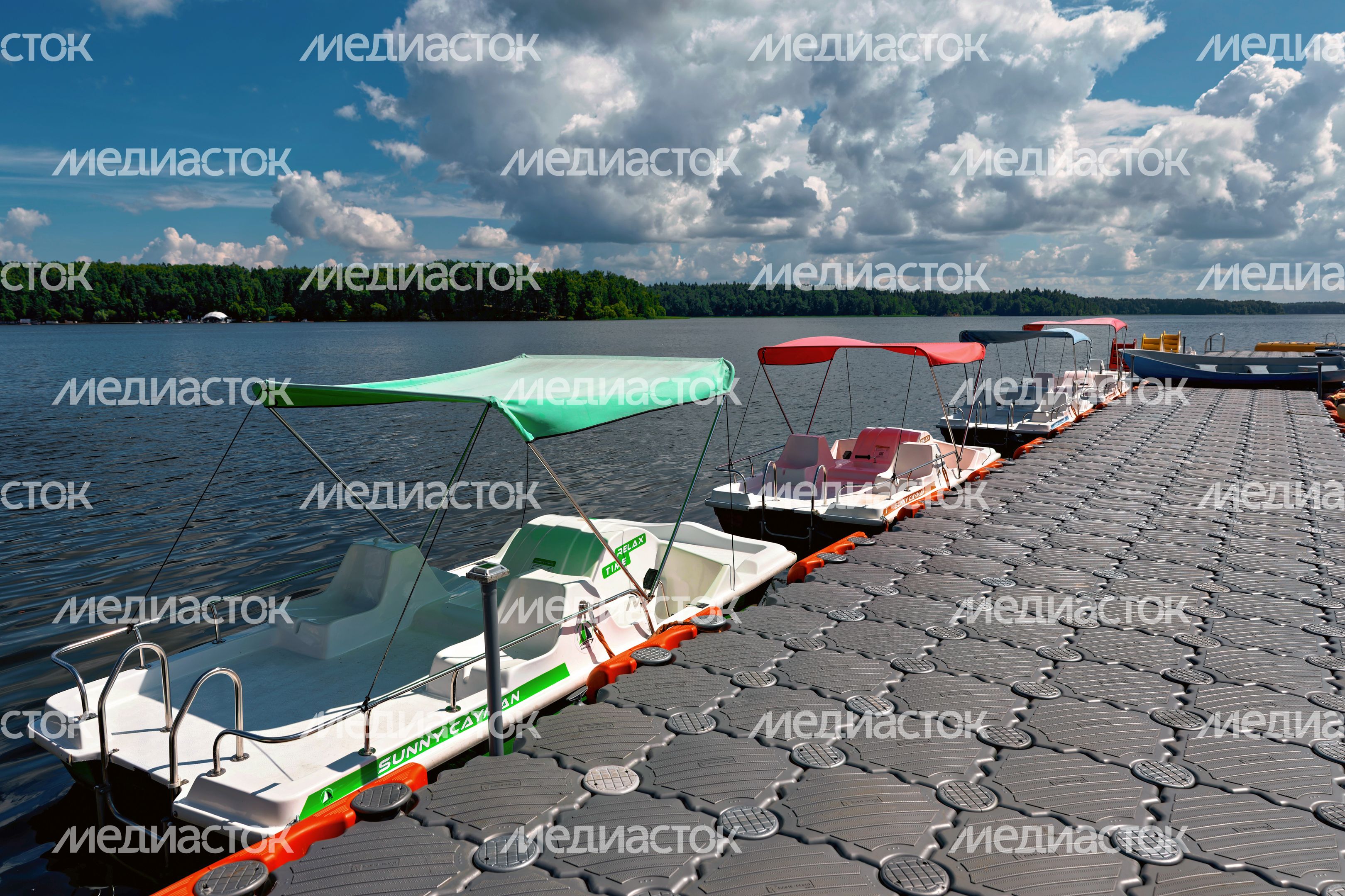 Отдых у воды Истринского водохранилища в загородном отеле «Истра»