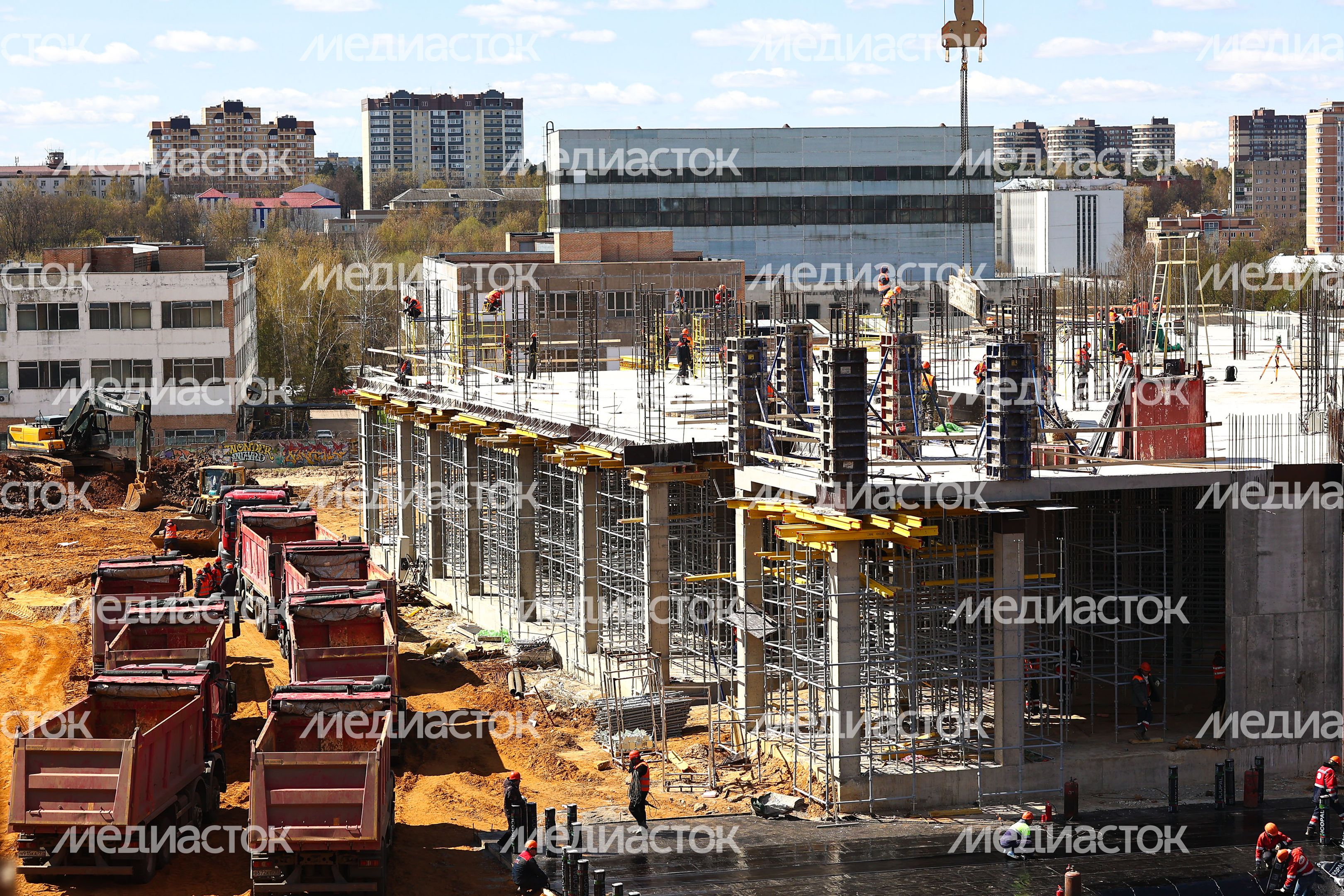 Проверка Губернатором Подмосковья хода строительства Московской областной детской больницы