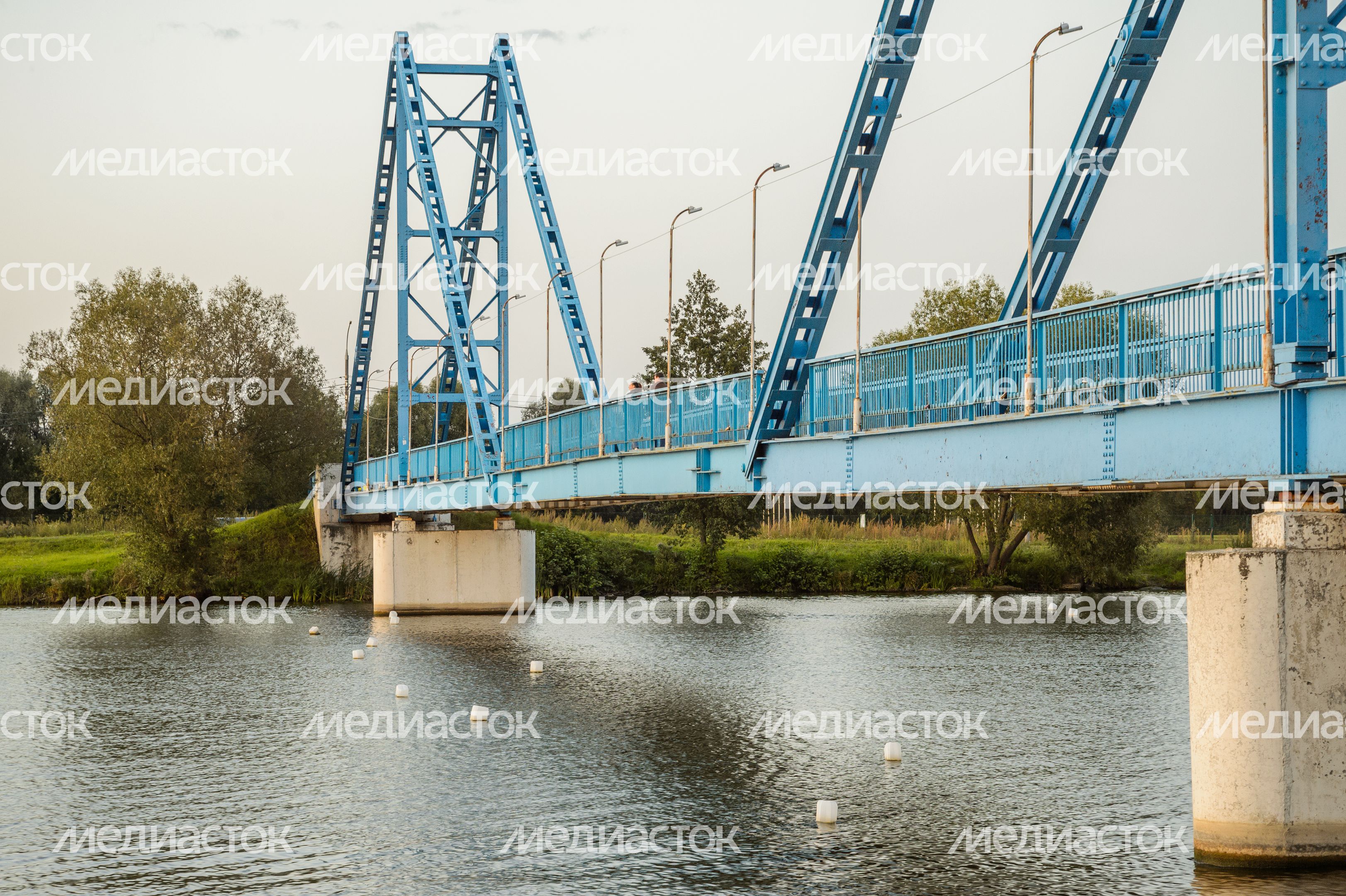 Бронницы. "Крымский мост" Бронницы. "Крымский мост"