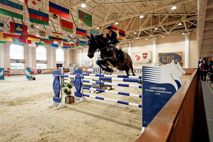 Командное первенство Кубка России по конкуру на манеже КСК «Виват, Россия!» Ленинского округа