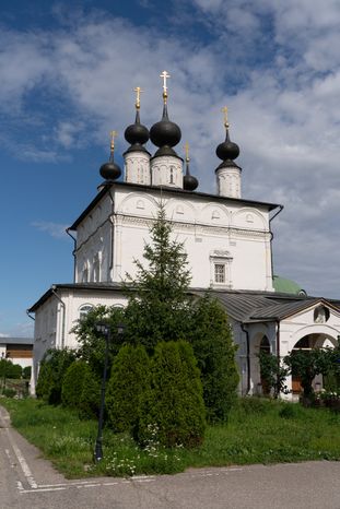 Ступино. Белопесоцкий монастырь