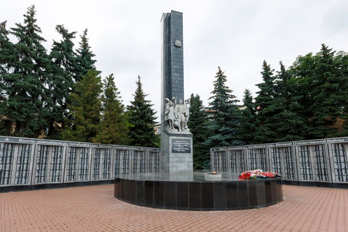 Мемориал «Вечный огонь» в микрорайоне Северный в Домодедово