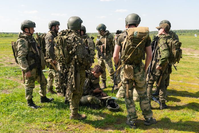 Военно-техническая игра "Арт-дуэль-2024" на аэродроме Волосово