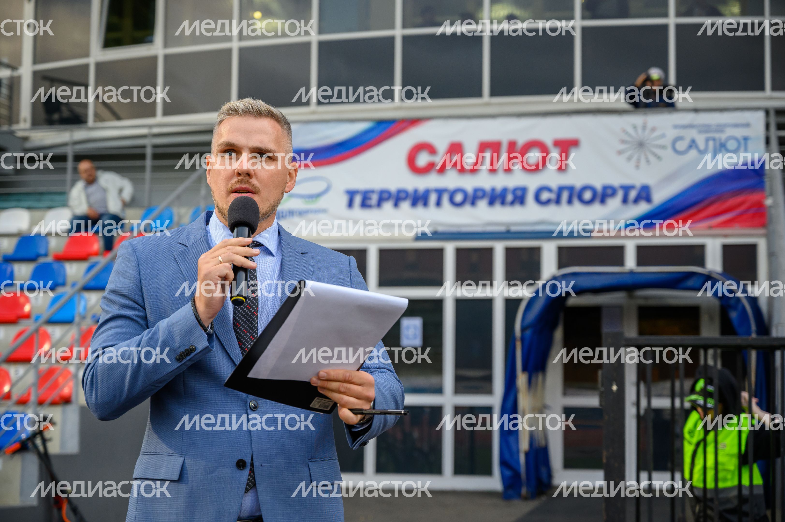 Кубок Московской области по футболу среди мужских команд 2026 на стадионе «Салют» в Долгопрудном Кубок Московской области по футболу среди мужских команд 2026 на стадионе «Салют» в Долгопрудном
