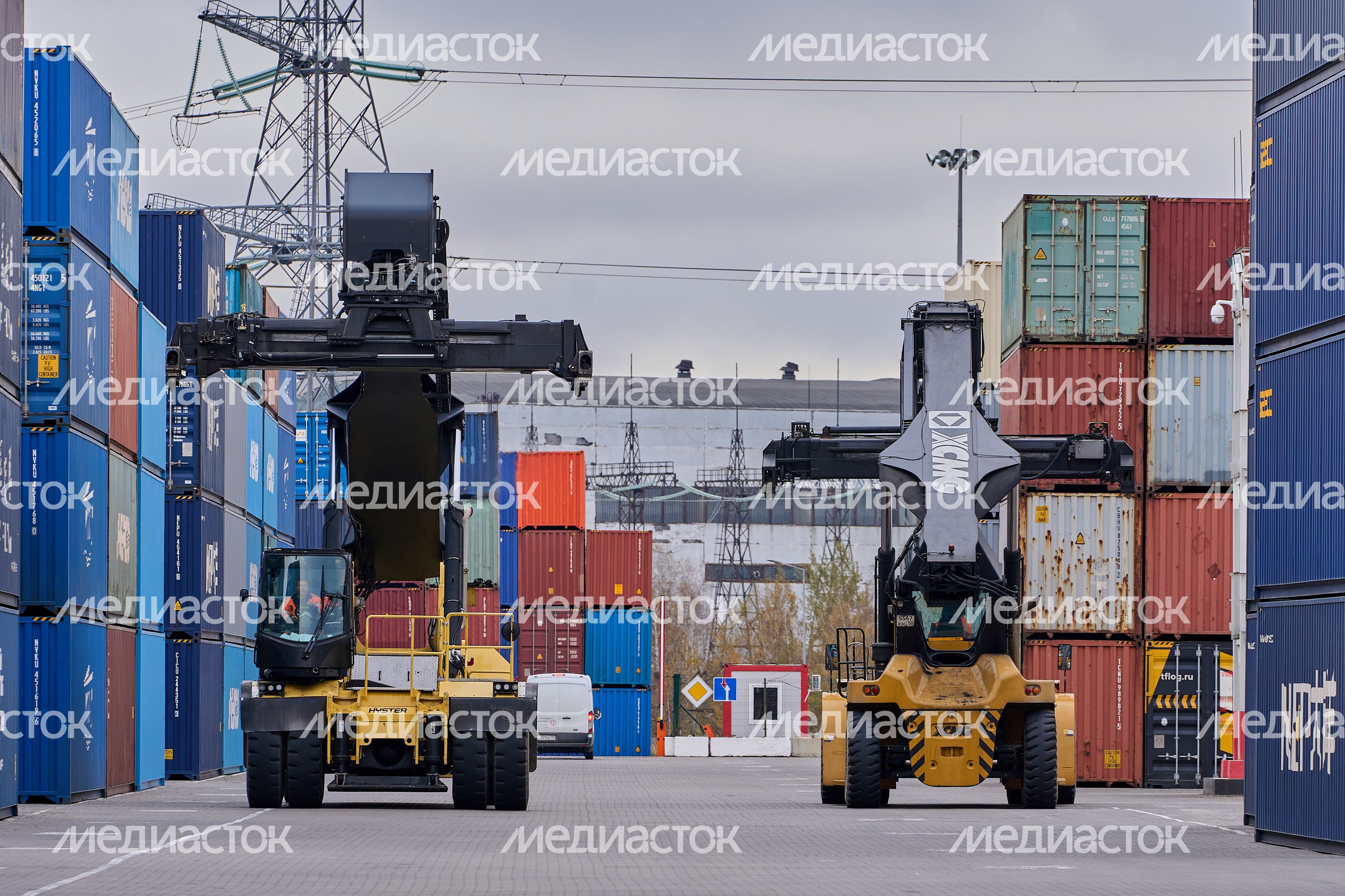 Терминально-логистический центр "Белый Раст" под Дмитровом