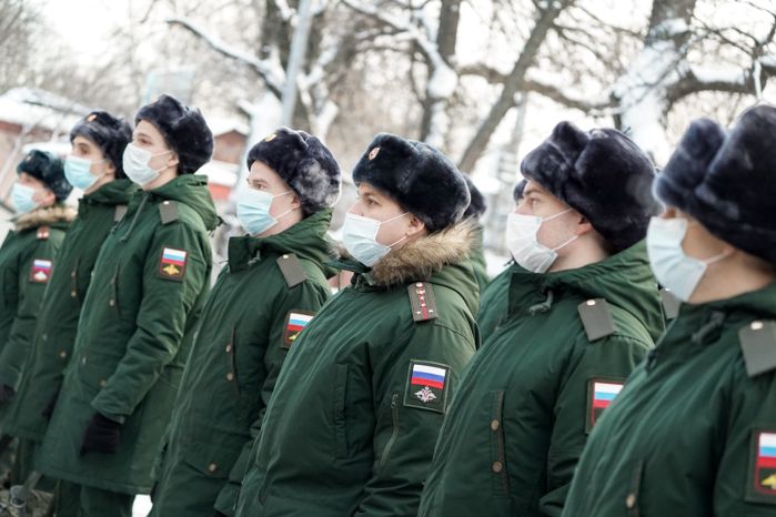 Отправка призывников в научные роты ВС РФ