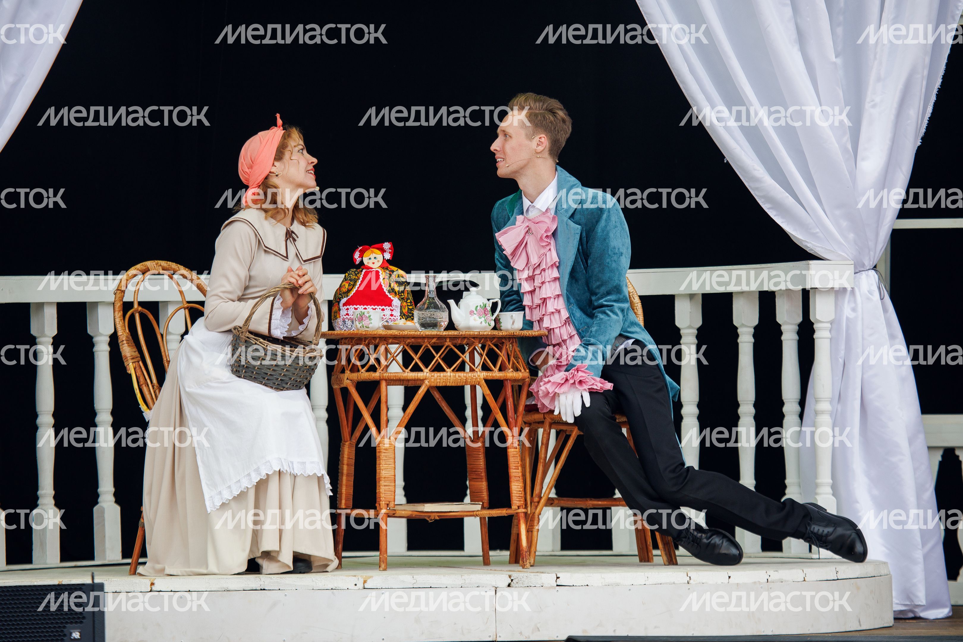 Спектакль «Чехов. Маленькие комедии» на Пушкинском театральном фестивале 2025 Спектакль «Чехов. Маленькие комедии» на Пушкинском театральном фестивале 2025