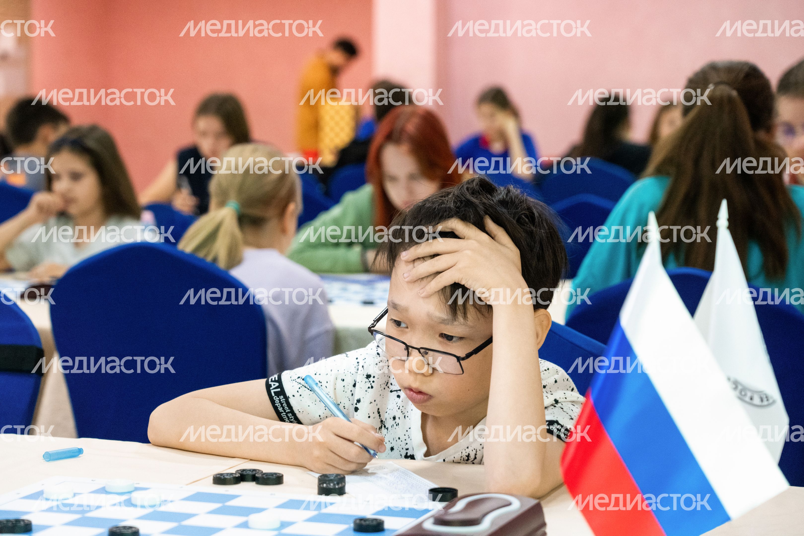 В Подмосковье завершился чемпионат России по международным стоклеточным шашкам