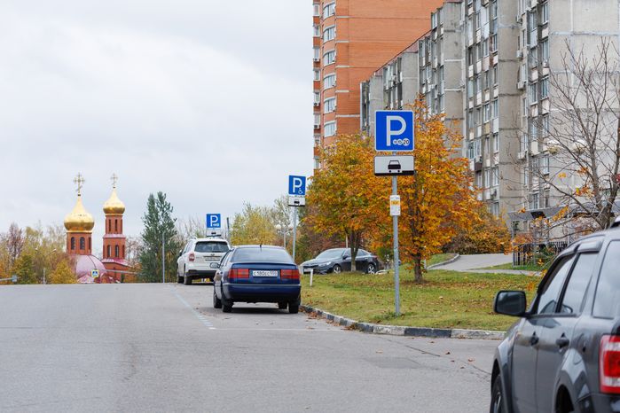 Платная парковка в Дзержинском на улице Угрешской