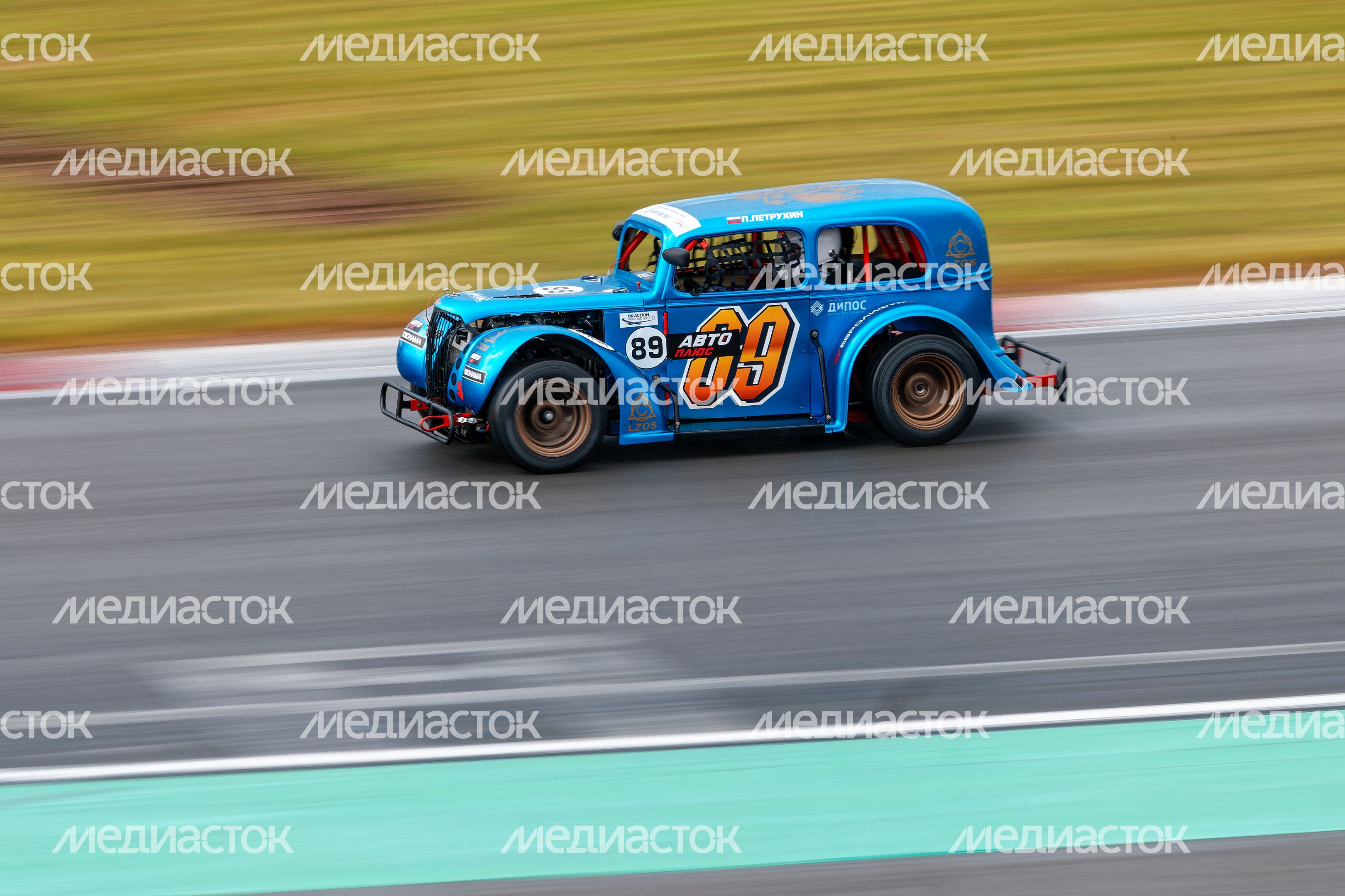 VI этап российской серии кольцевых гонок на автодроме Moscow Raceway