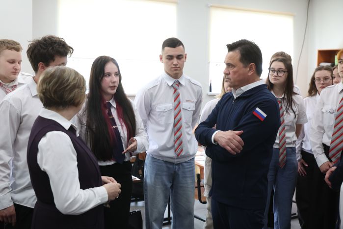 Андрей Воробьев проверил работу Орехово-Зуевского железнодорожного техникума