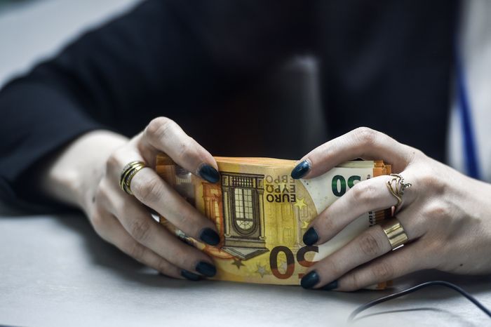 Система tax free для возврата НДС иностранцам начинает работу в России в тестовом режиме