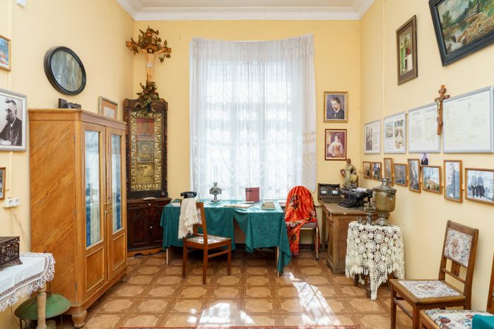 Жуковский. Пантелеимоновский Благовест. Кабинет писателя Н.Д. Телешова