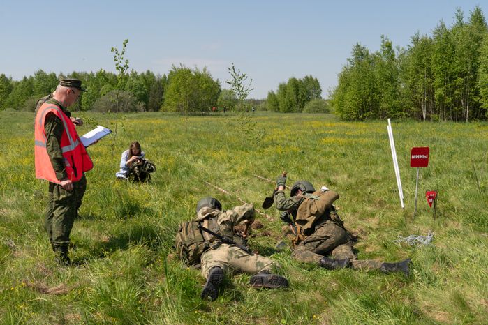 Военно-техническая игра "Арт-дуэль-2024" на аэродроме Волосово
