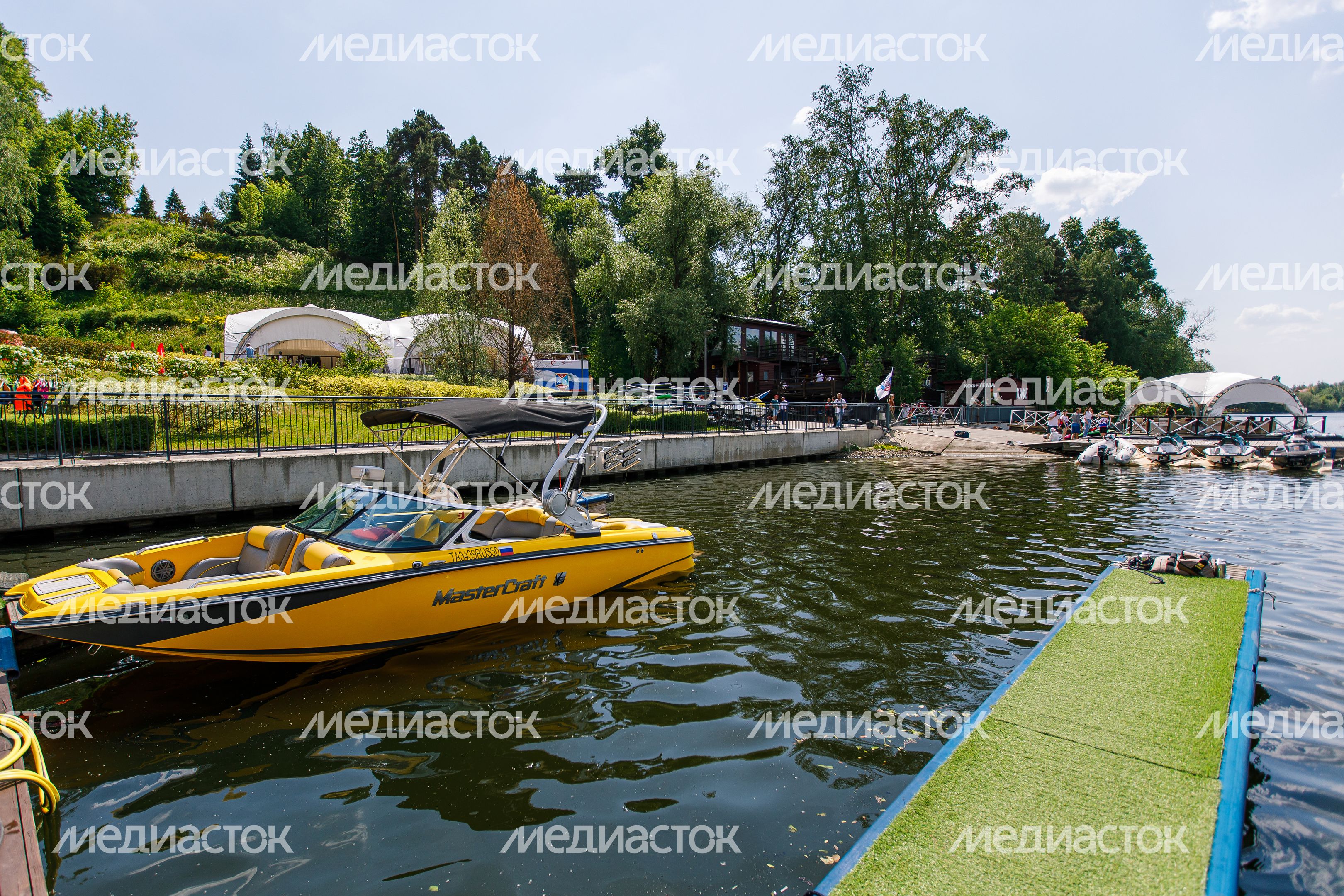 Фестиваль водных видов спорта "Вода для всех" прошел в Красногорске