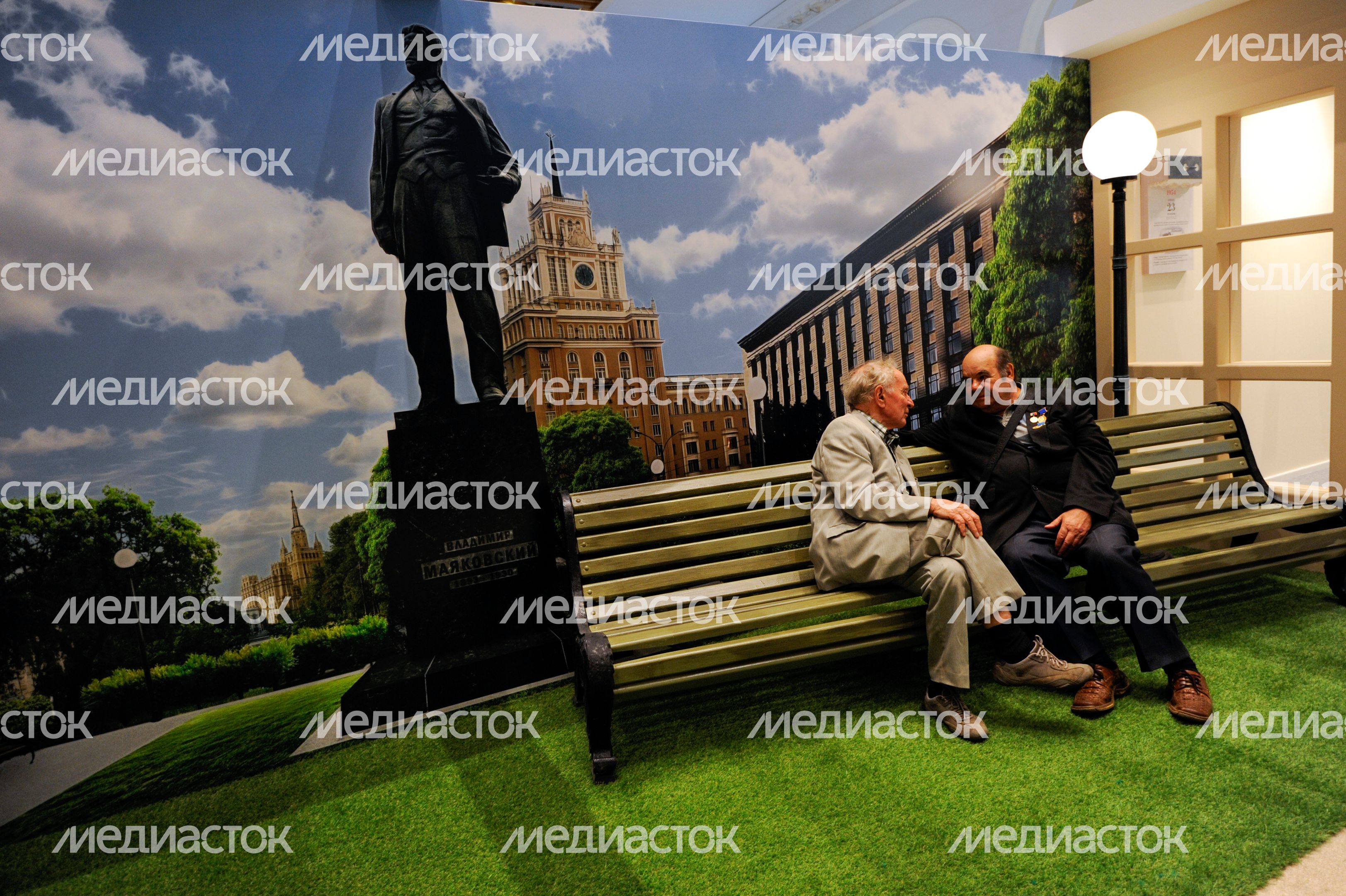 Выставка «70 лет атомной отрасли. Цепная реакция успеха» в Москве Выставка «70 лет атомной отрасли. Цепная реакция успеха» в Москве