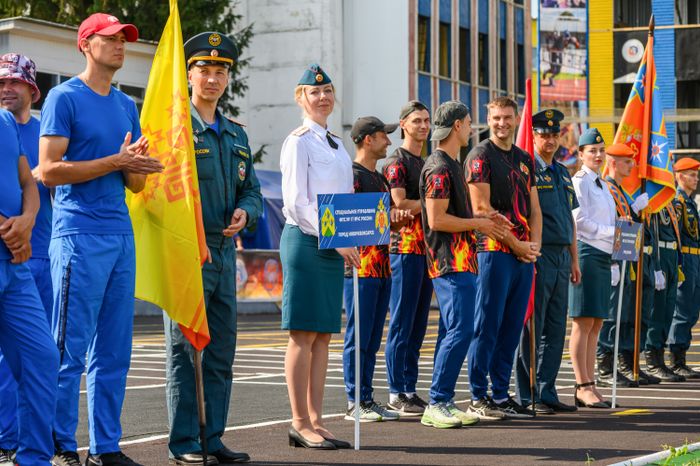 Соревнования по пожарно-спасательному спорту среди специальных управлений МЧС России