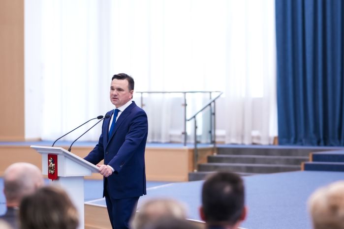 Андрей Воробьев наградил лучшие школы Подмосковья