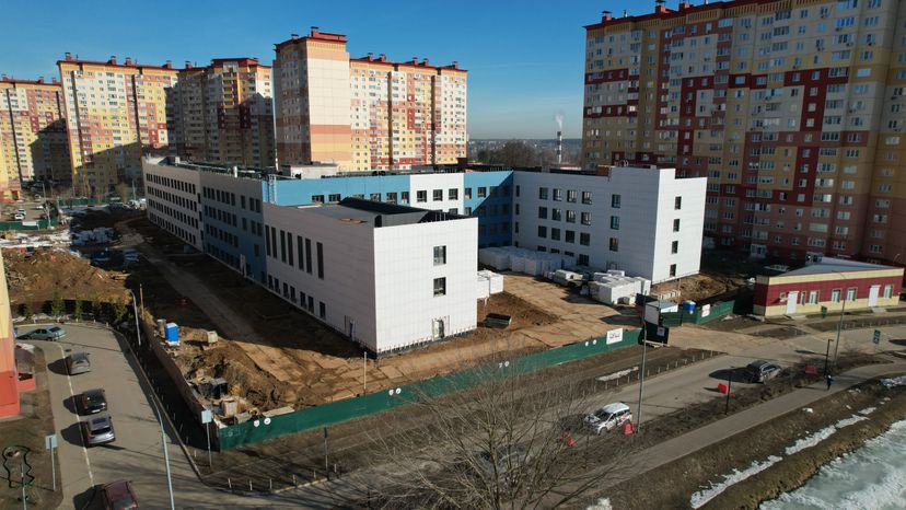 Строительство школы на 1100 мест в ЖК "Новые Островцы"