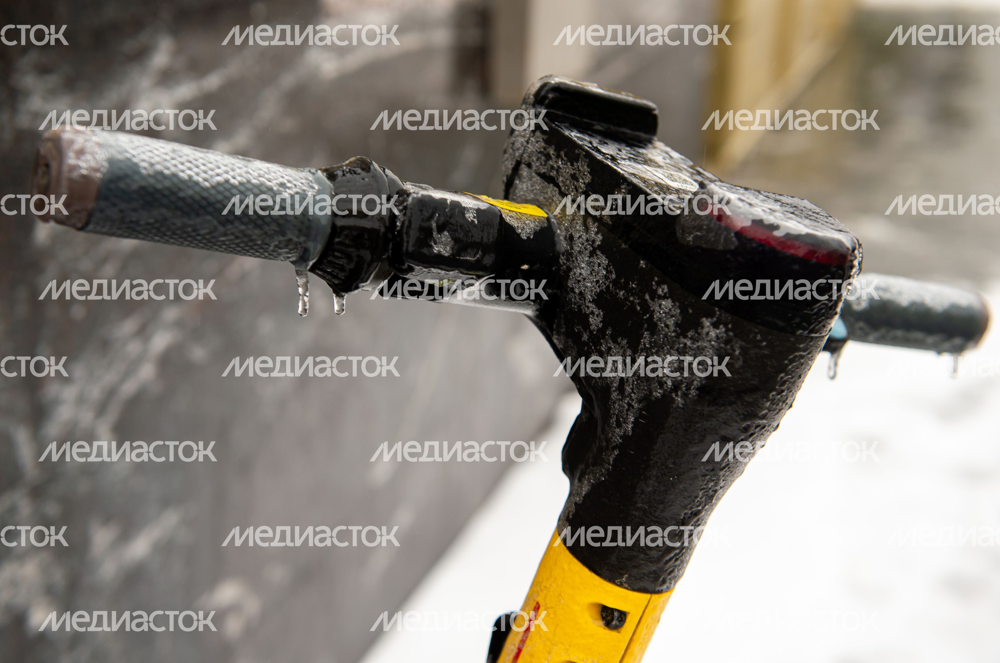 Последствия ледяного дождя в Москве