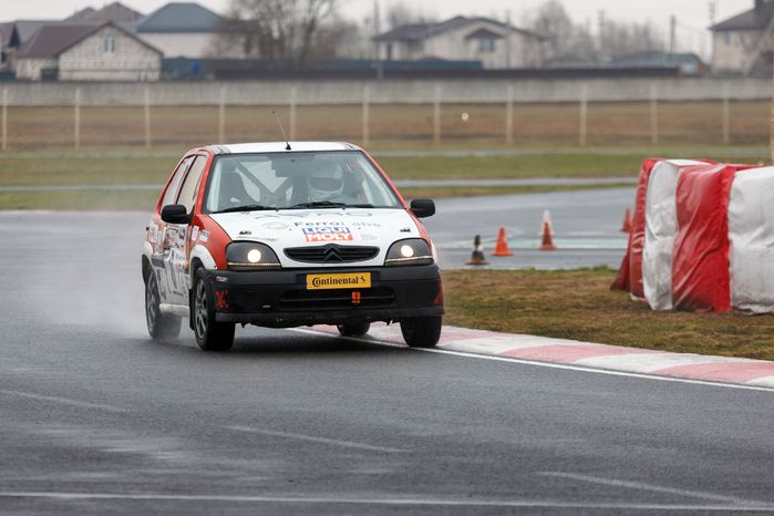 Открытие сезона ралли-кросса на гоночной трассе ADM Raceway в Мячково округа Люберцы
