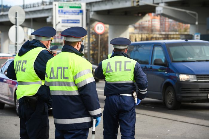 Проверка пропусков на въезде в Москву в период самоизоляции