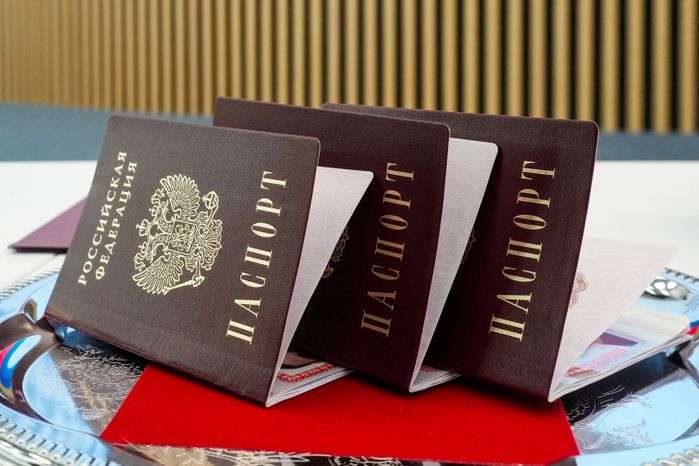 Юным жителям Подмосковья вручили первые паспорта гражданина РФ