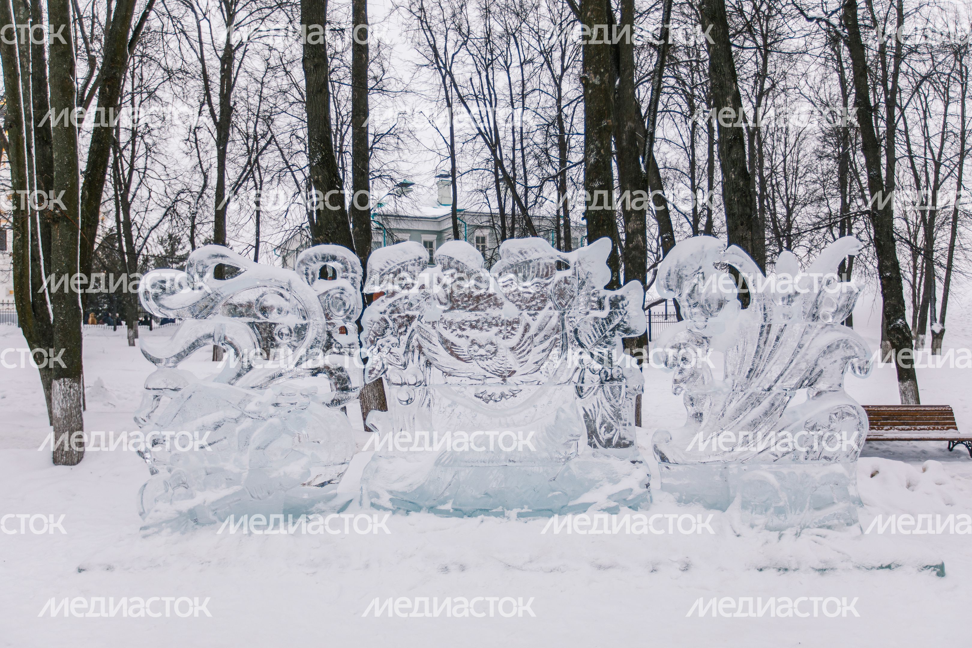 Дмитров. Ледяные скульптуры на Исторической площади Дмитров. Ледяные скульптуры на Исторической площади