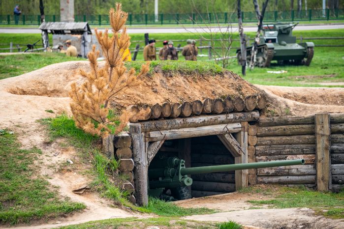 Военно-историческая реконструкция «Штурм Кенигсберга» в День Победы в парке «Патриот» Одинцовского округа