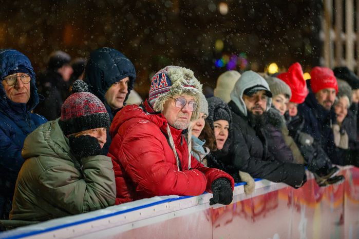 "Выходи во двор": легенды российского хоккея сразились со сборной Долгопрудного