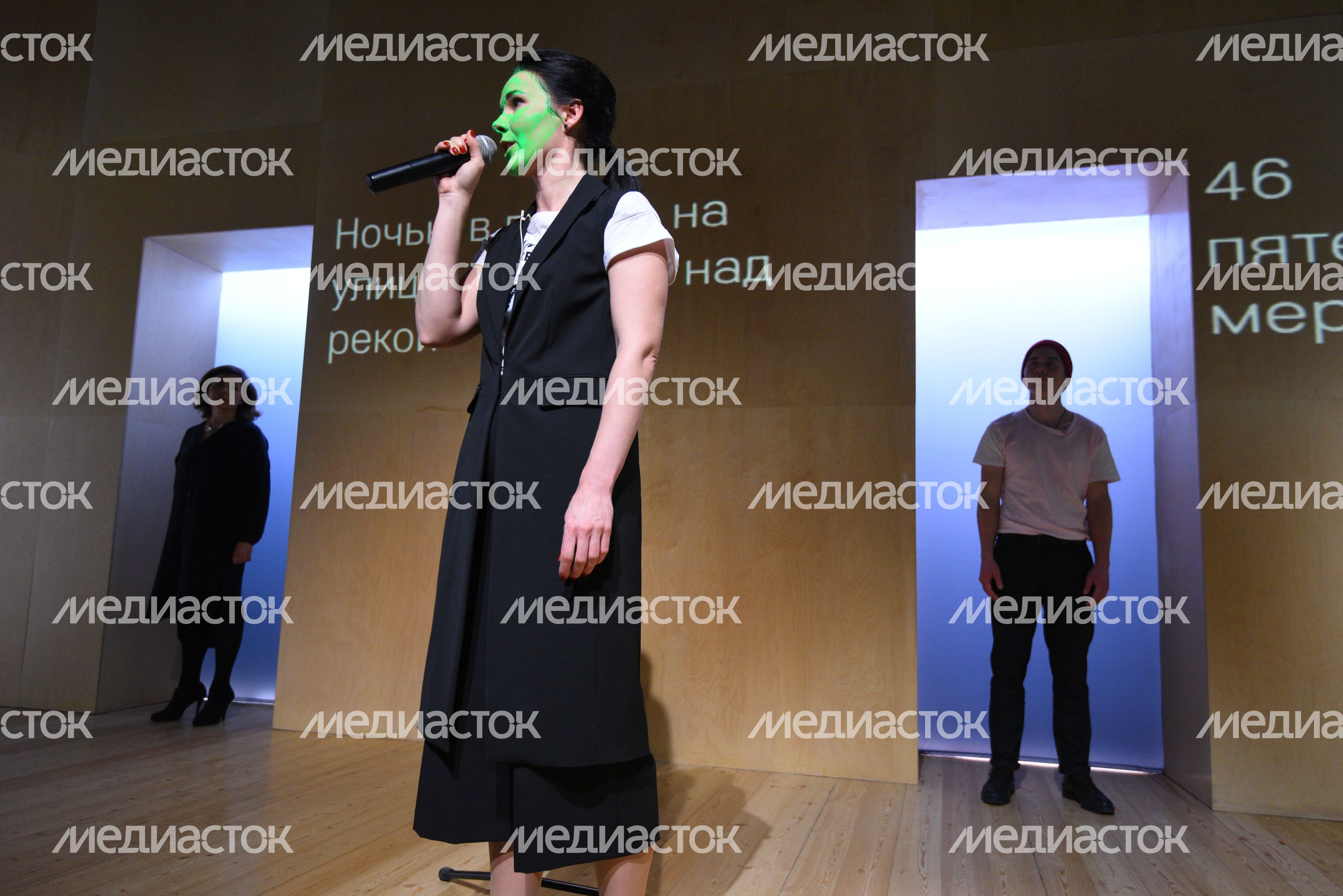 Предпремьерный показ спектакля «Золотой Дракон» в Театре на Таганке Предпремьерный показ спектакля «Золотой Дракон» в Театре на Таганке