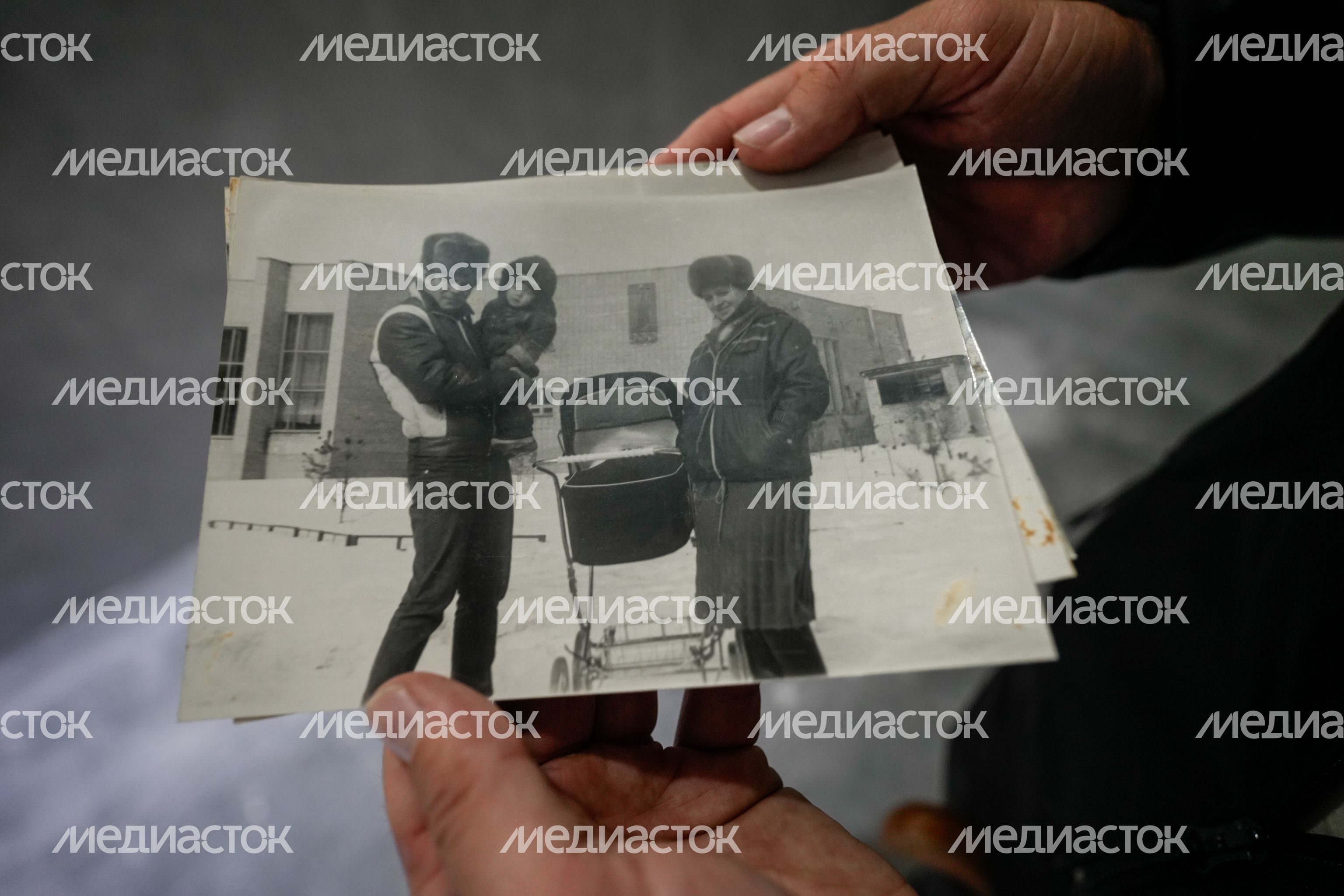 Андрей Воробьев проверил ход работ по реконструкции спортшколы "Феникс" в Ликино-Дулево