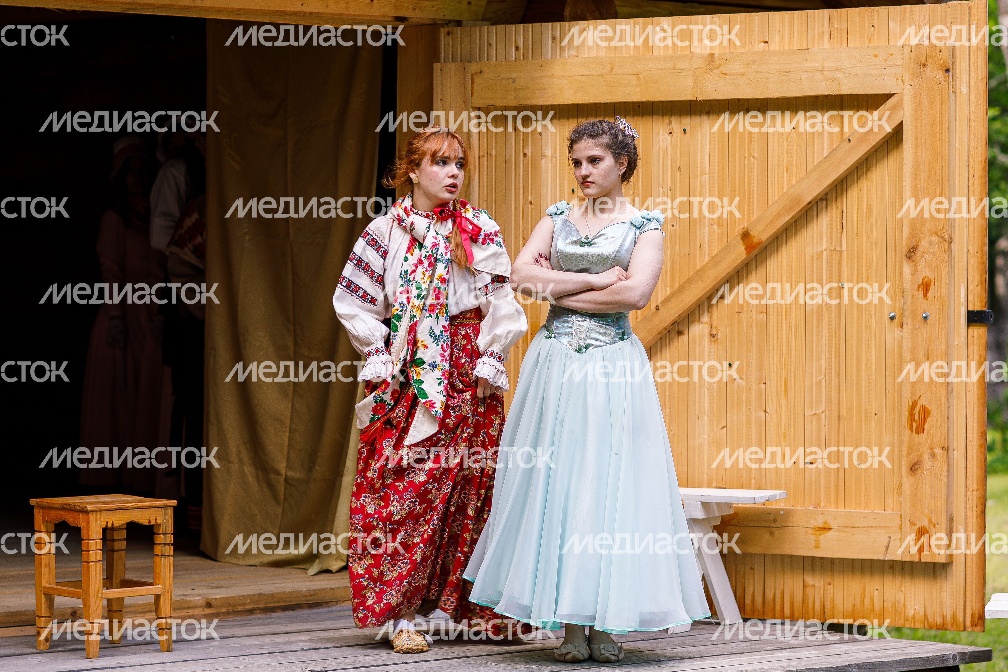 III Фестиваль науки и искусств "Менделеев" в усадьбе Боблово в Клину III Фестиваль науки и искусств "Менделеев" в усадьбе Боблово в Клину