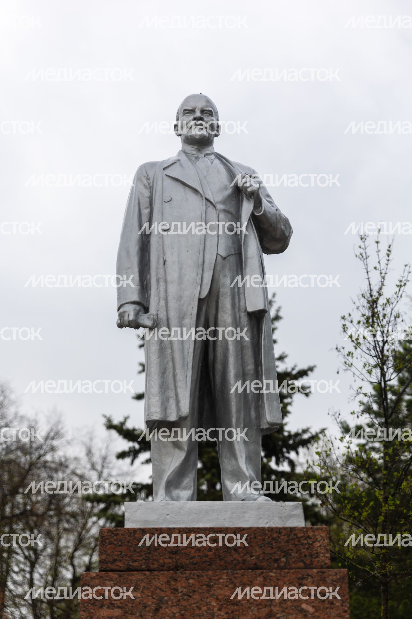 Памятник Ленину