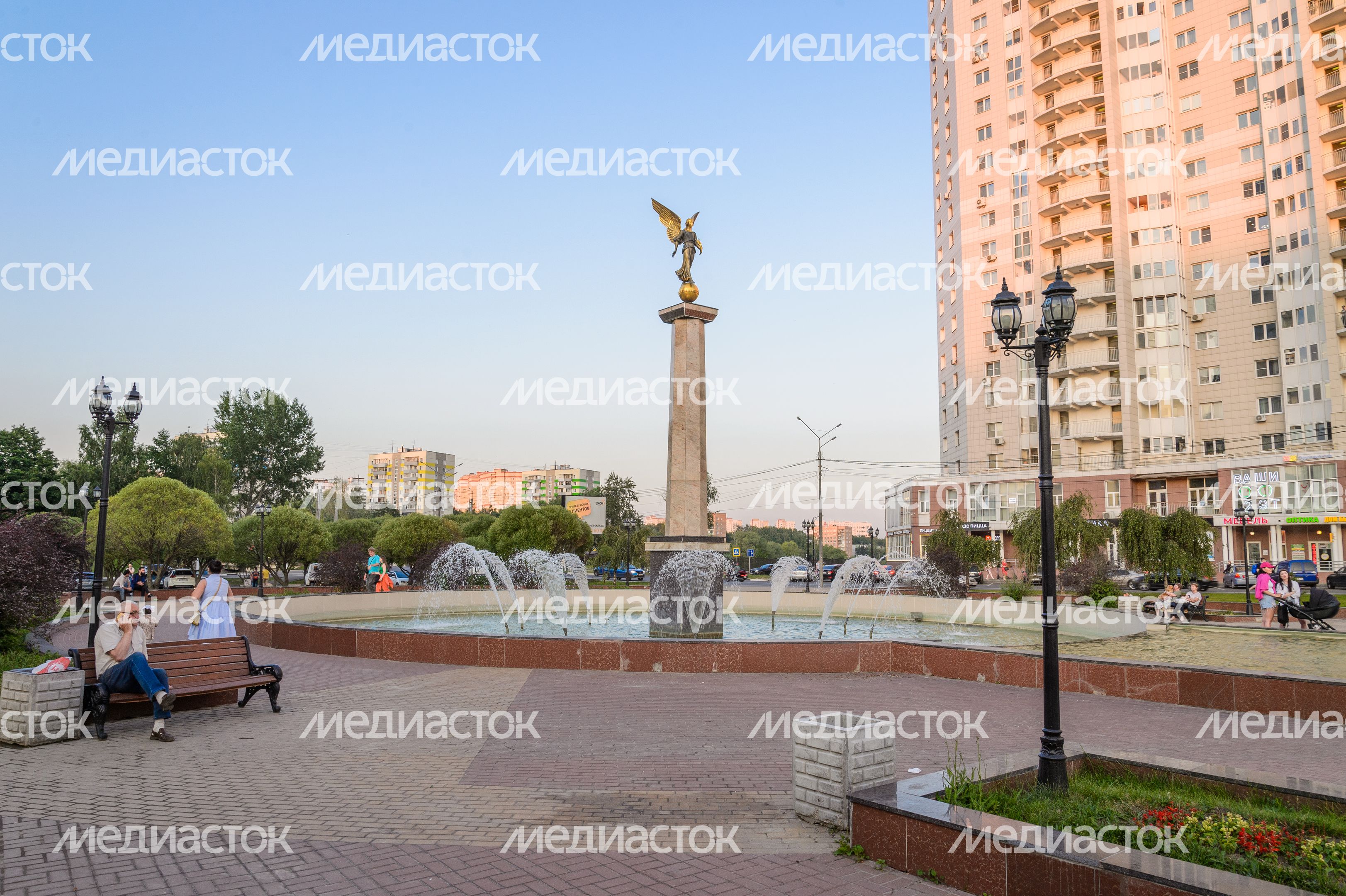 Пушкино. Скульптура ангела (Фонтан) Пушкино. Скульптура ангела (Фонтан)