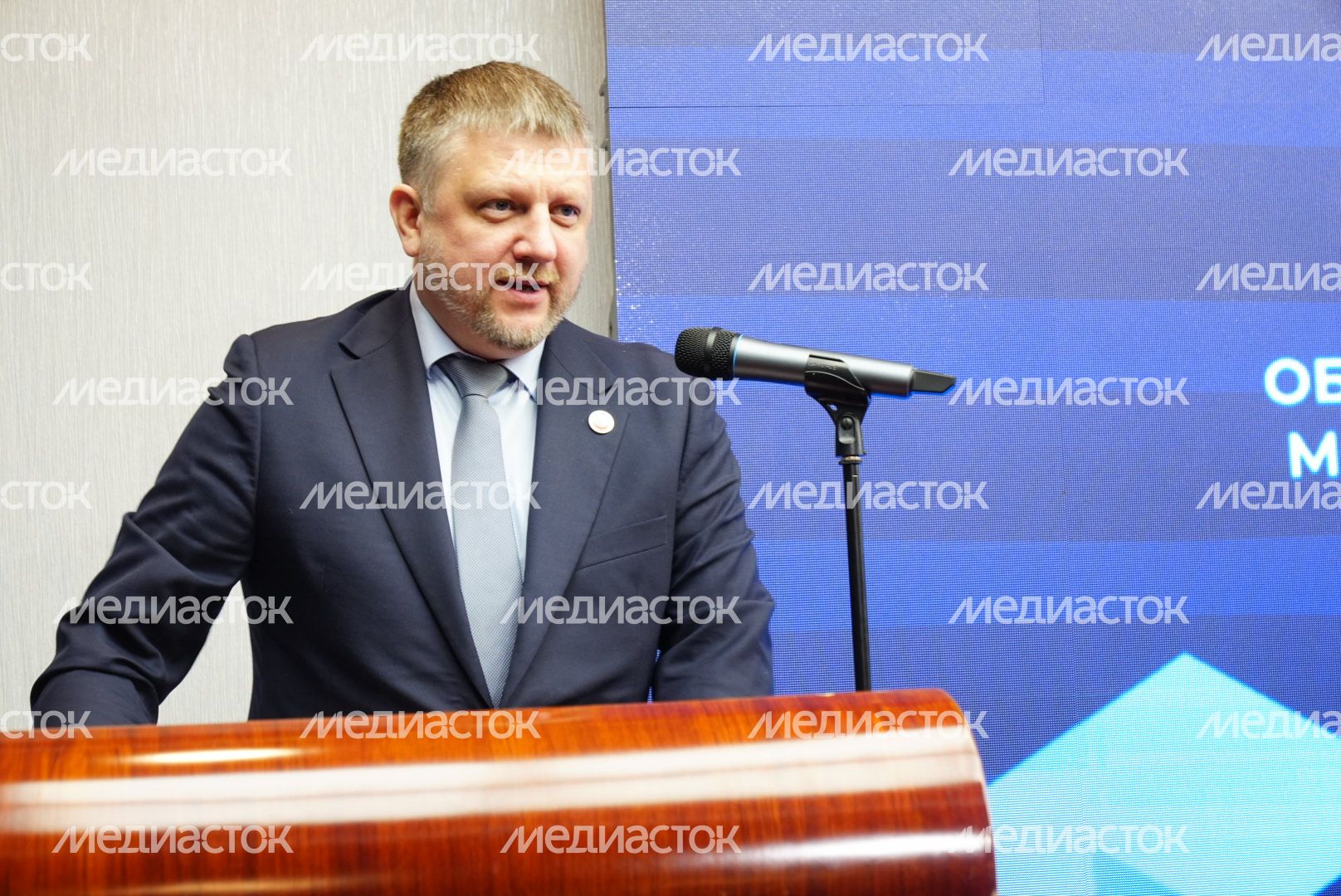Участник заседания Общественой палаты
