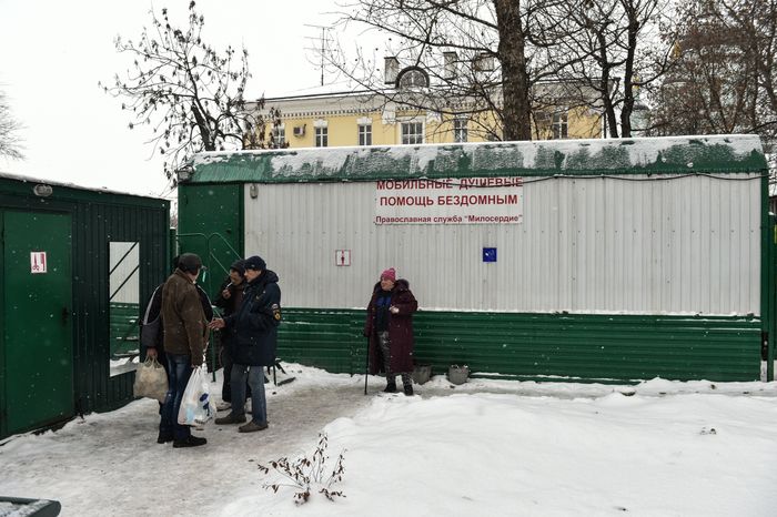 Как православная служба "Милосердие" помогает бездомным в Москве