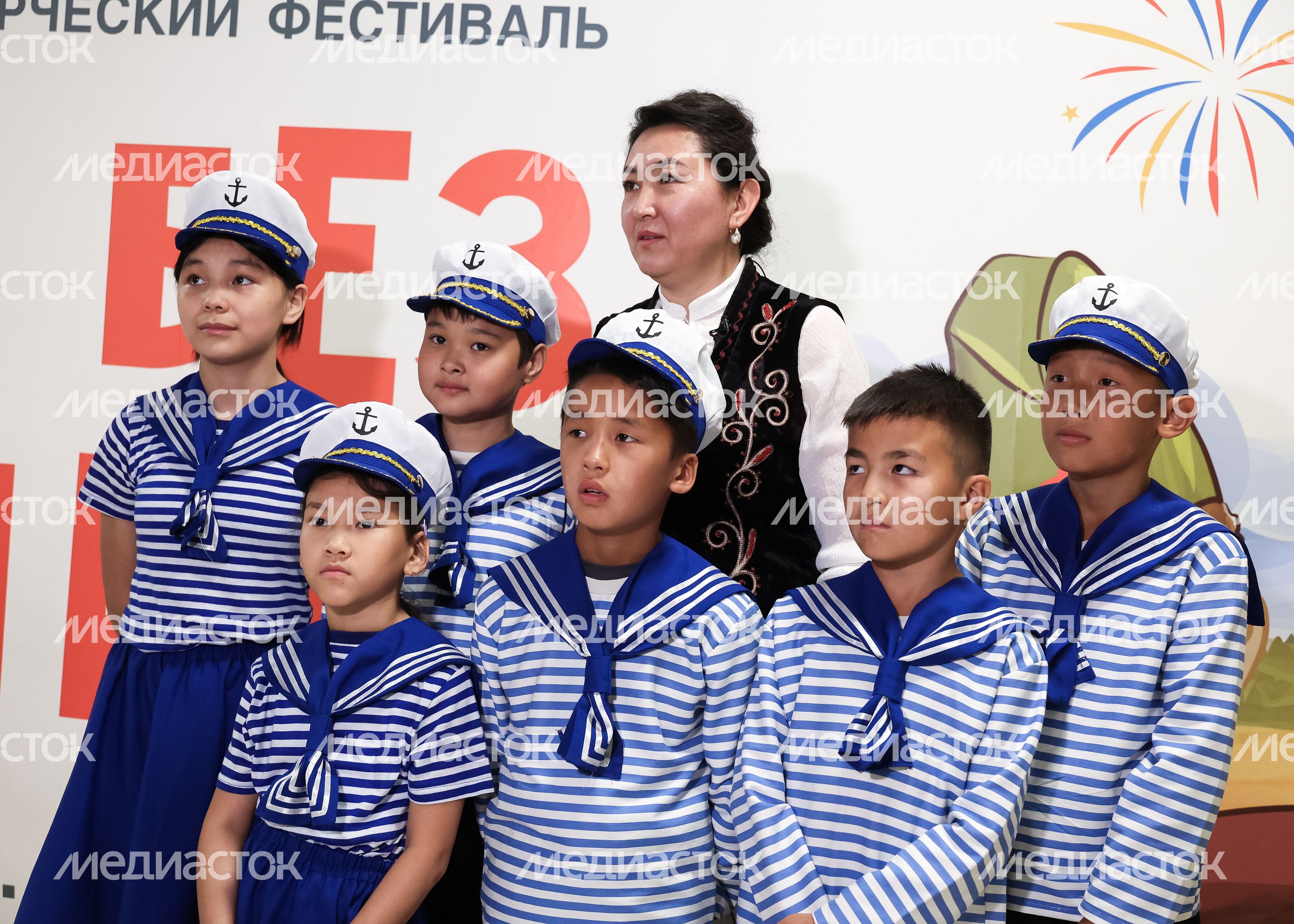 Международный фестиваль "Мир без границ" в Одинцове Международный фестиваль "Мир без границ" в Одинцове